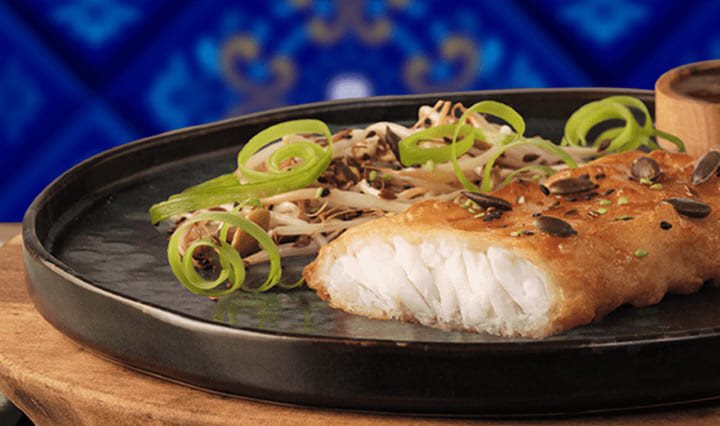 Filetes de Peixe & Polme Crocante com molho agridoce