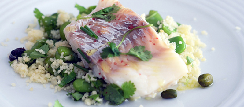 Bacalhau Fresco Escalfado com Cuscuz de Favas e Pistácios