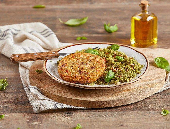 Burgers de couve-flor com quinoa e pesto de manjericão