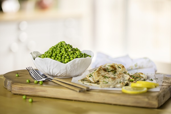 Bife de Peru Grelhado com Ervilhas Primavera